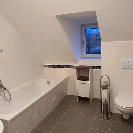 Neue Muehle Hotel *